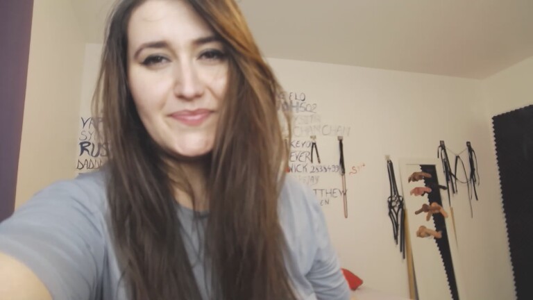 SYIA's Streamate show and profile