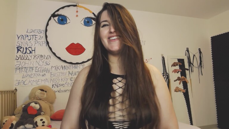 SYIA's Streamate show and profile