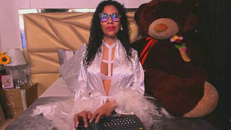 KarenDuval's Streamate show and profile