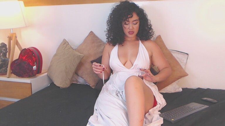 SeleneRisso's Streamate show and profile