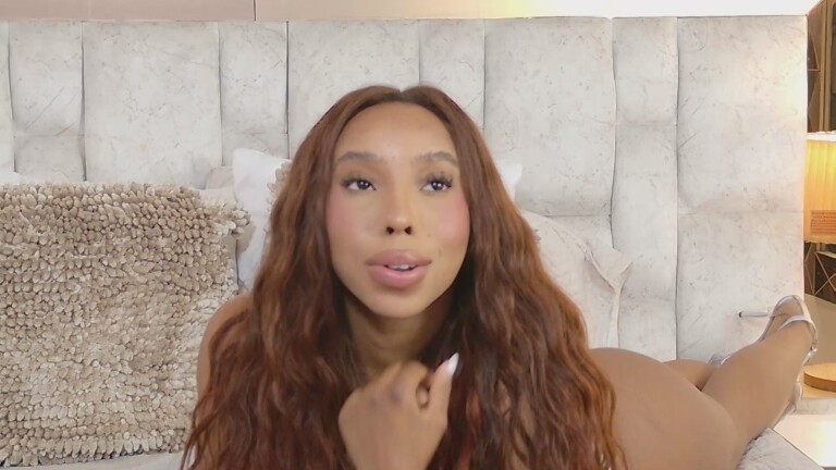 EmmyJackson's Streamate show and profile