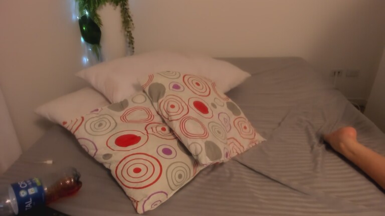 KiittyBlosson's Streamate show and profile