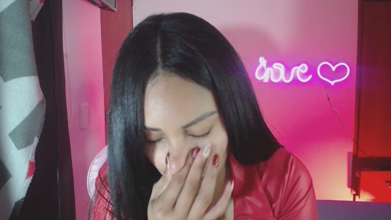 LATINA_BIG_CLITXXX's Streamate show and profile