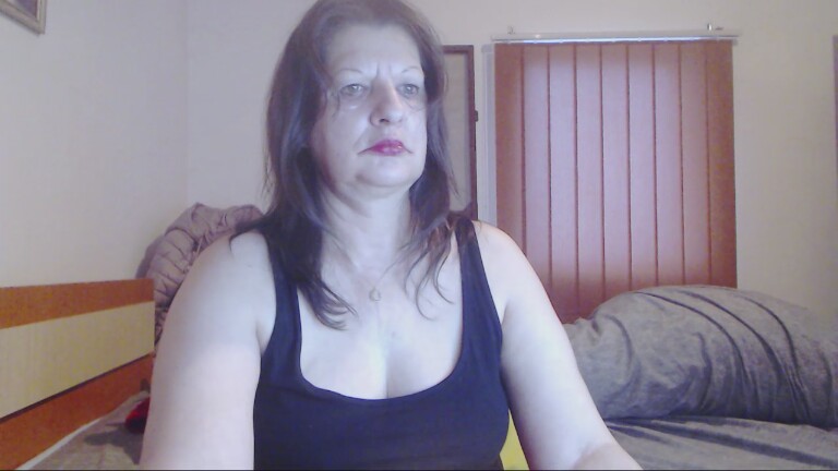 ExtasyMature's Streamate show and profile