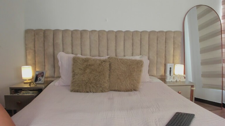 SophieRestrepo's Streamate show and profile