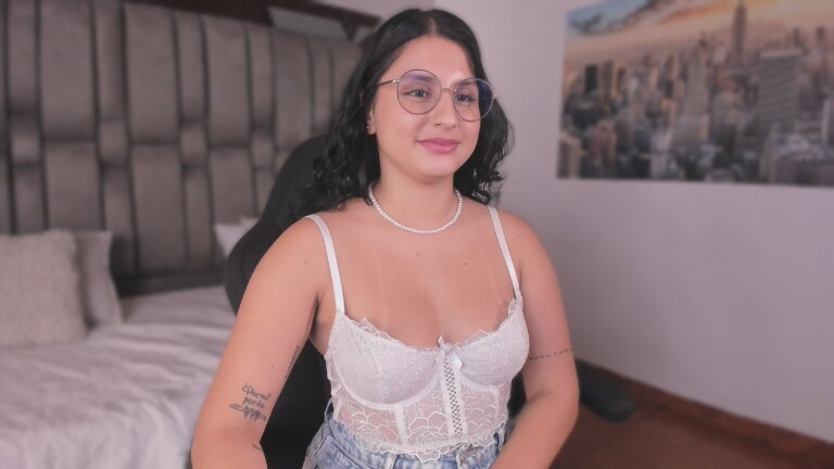 PrincessLuu's Streamate show and profile
