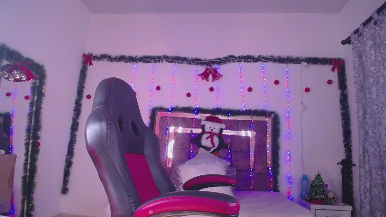 saracollinxx's Streamate show and profile