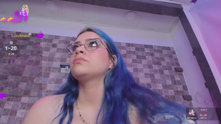 SophiaCyrus101's Streamate show and profile