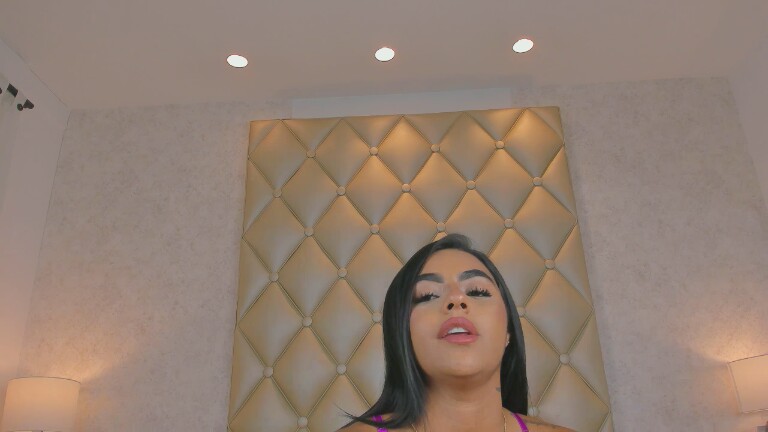 MiaaCaastro's Streamate show and profile