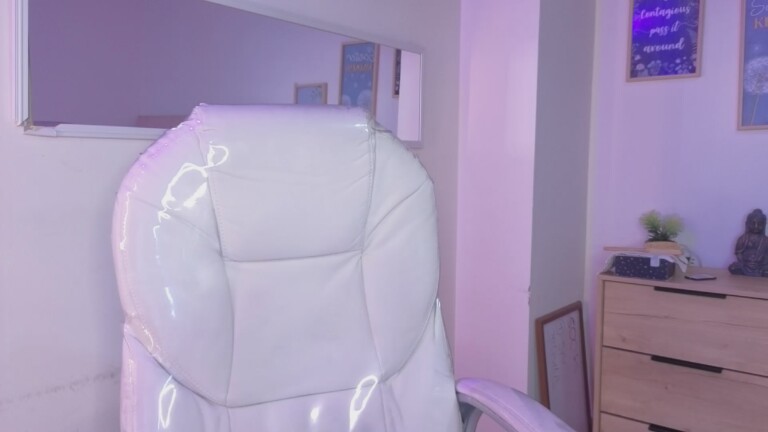 blueehazell18's Streamate show and profile