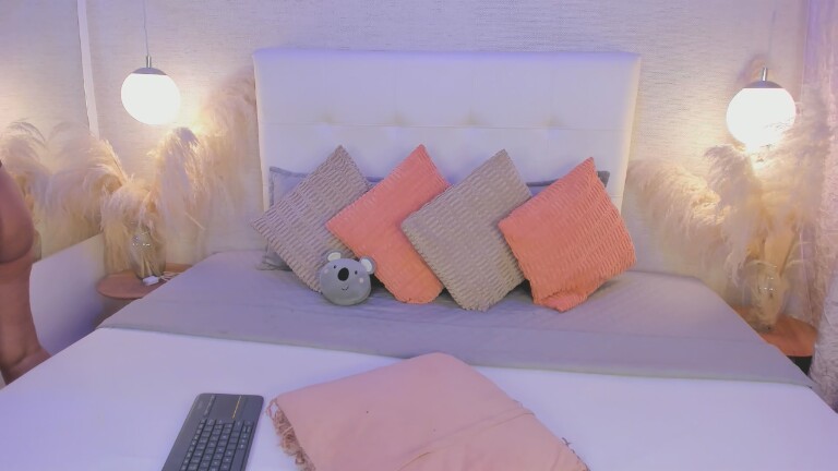 JenCampbell's Streamate show and profile