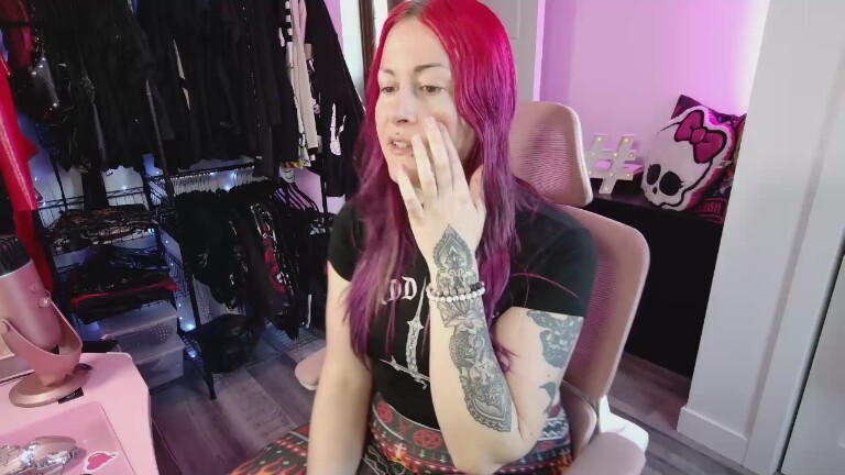 missgennyrock's Streamate show and profile