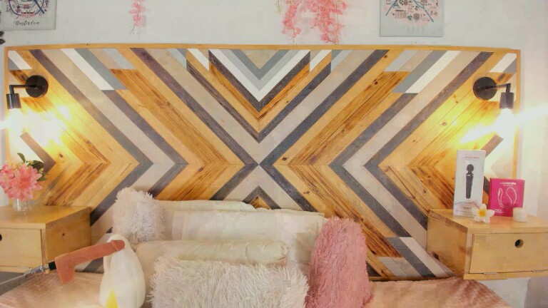 ZairaCleef's Streamate show and profile