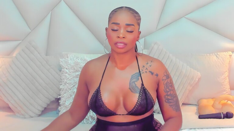TyraaLambert's Streamate show and profile