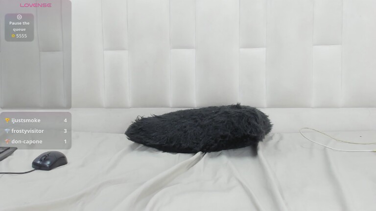 Elissari's Streamate show and profile