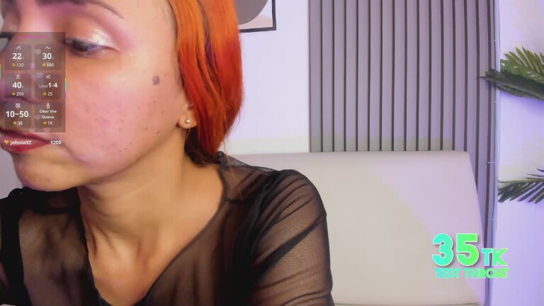 Kelseeyfoxy's Streamate show and profile