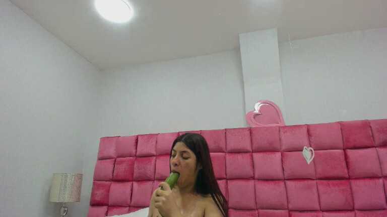 Chery_Desire's Streamate show and profile