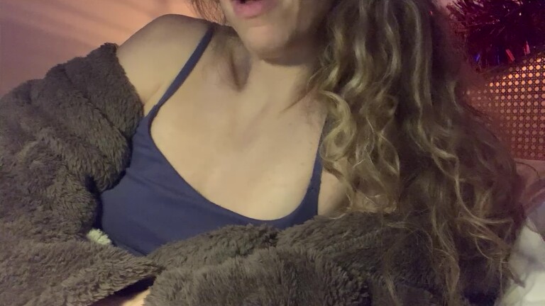 MuscleMolly's Streamate show and profile